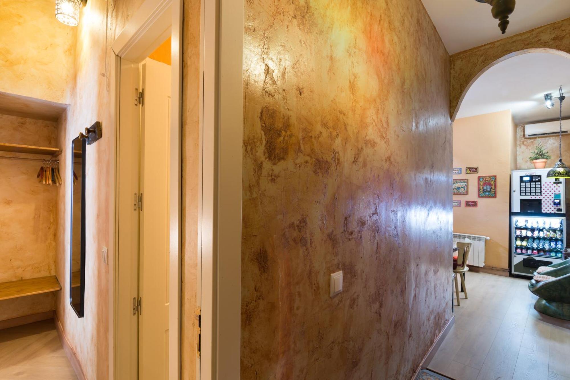 Artistic Hostel *